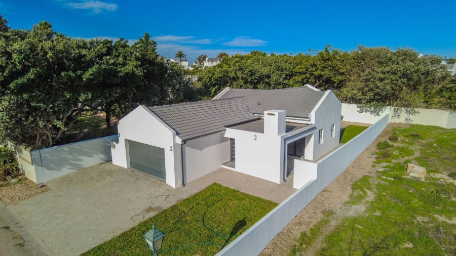 4 Bedroom Property for Sale in Shelley Point Western Cape